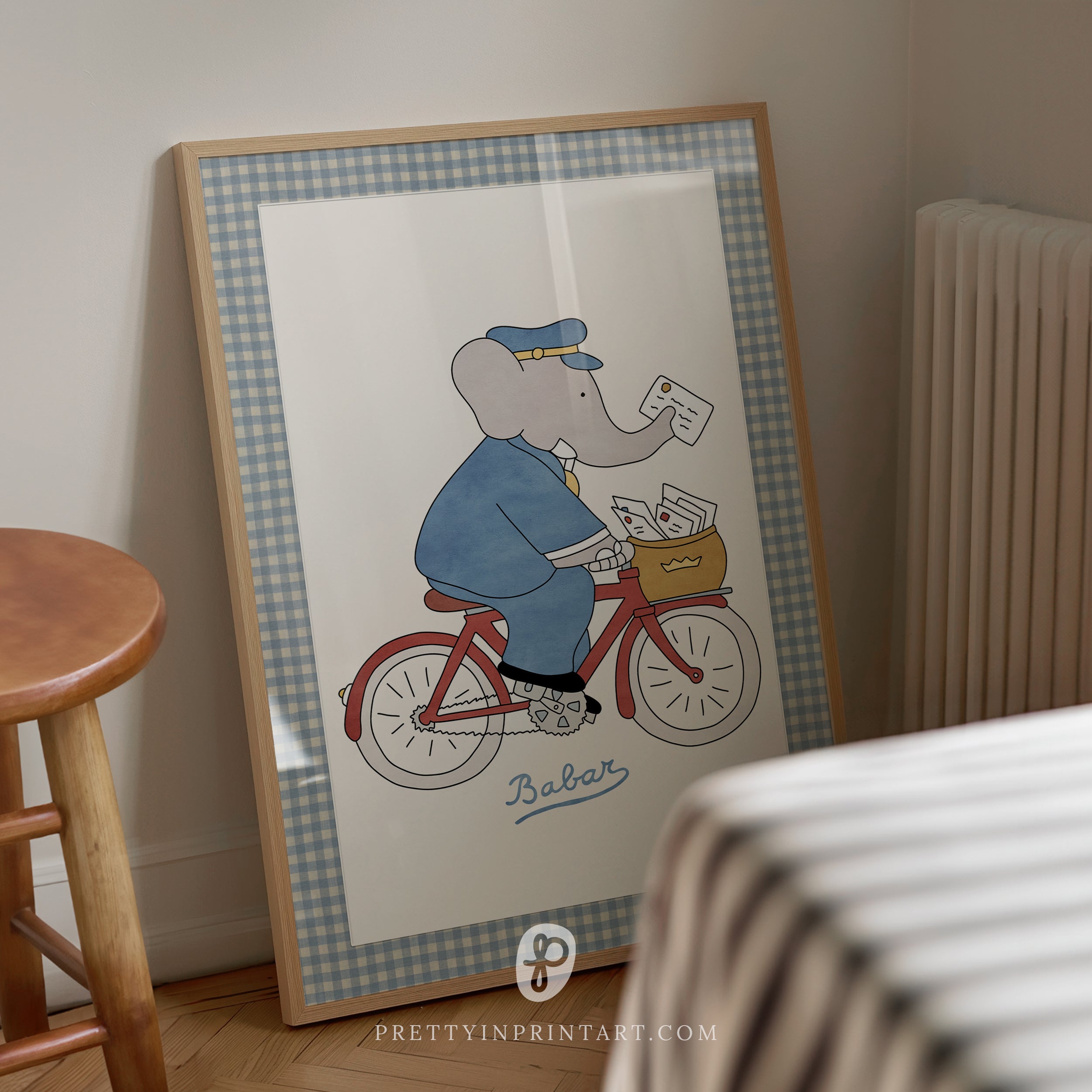 Babar Nursery Art – Postbote | Gerahmter Druck