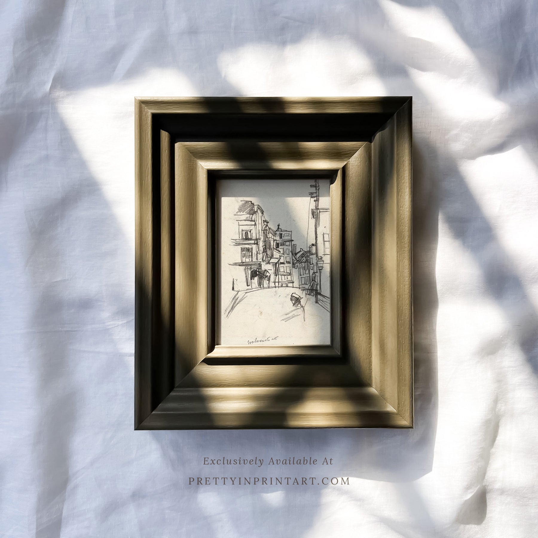 SOLD OUT — Hand Painted Frame | PT-10928 (UK ONLY)