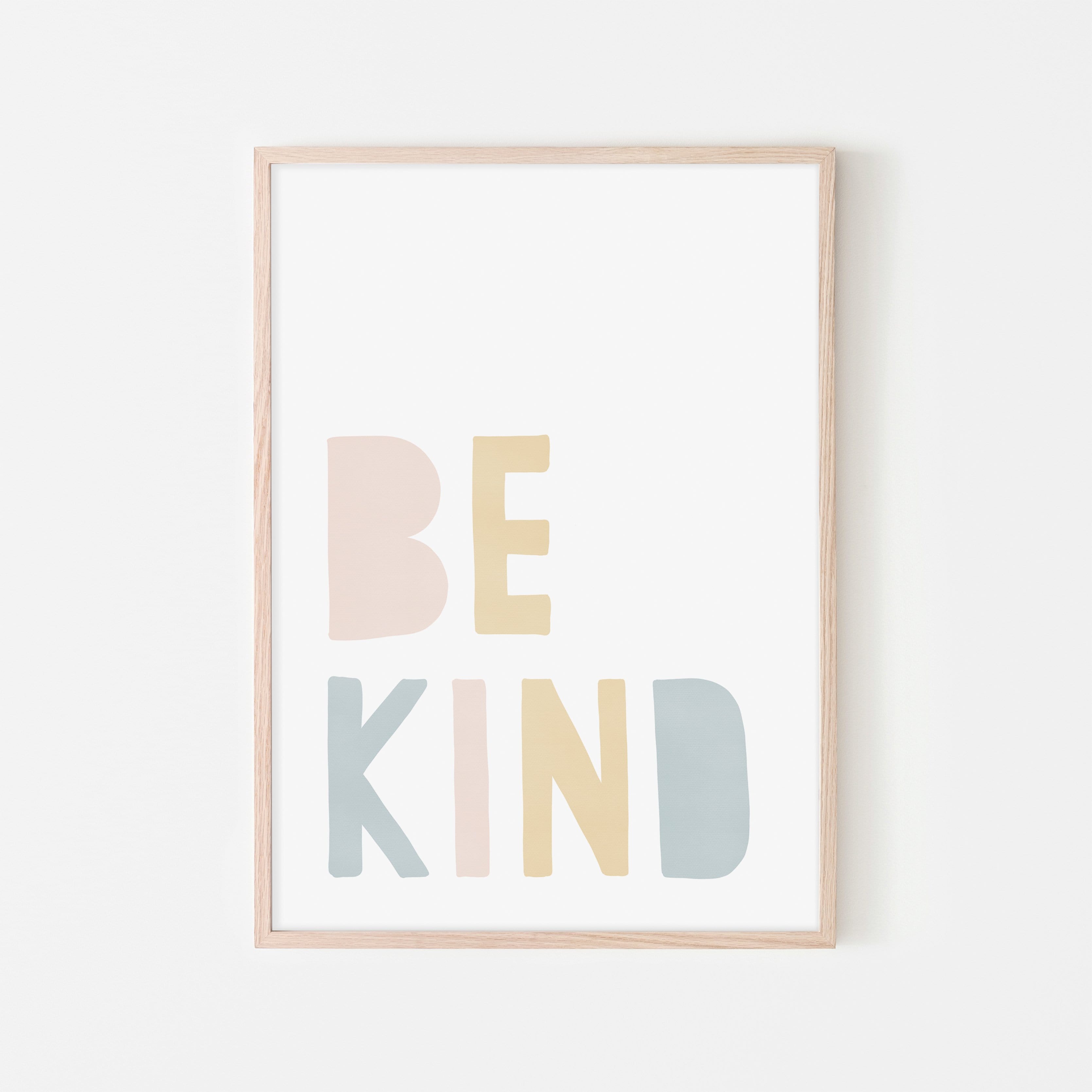 Be Kind Print – Rosa Regenbogen | Gerahmter Druck